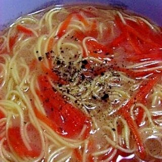 スープがおいしい　播州手延にんじん豚骨ラーメン